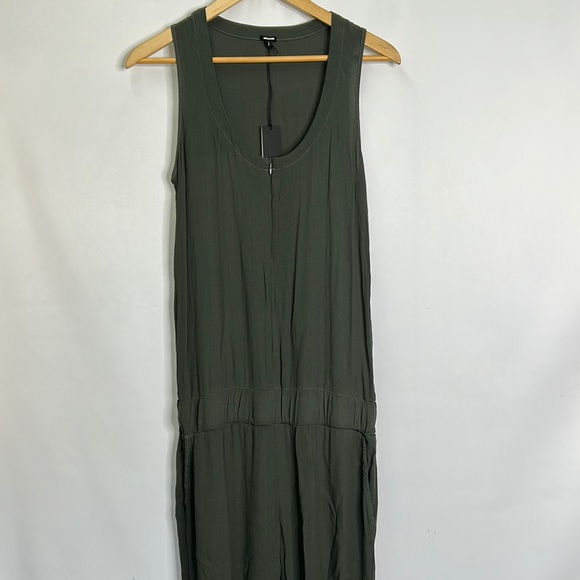 Monrow Revolve olive green pocketed zip jogger jumpsuit - Picture 2 of 7